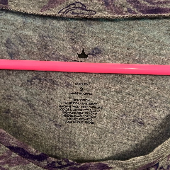 Torrid Disney princesses ruffle shoulder shirt - Picture 2 of 2